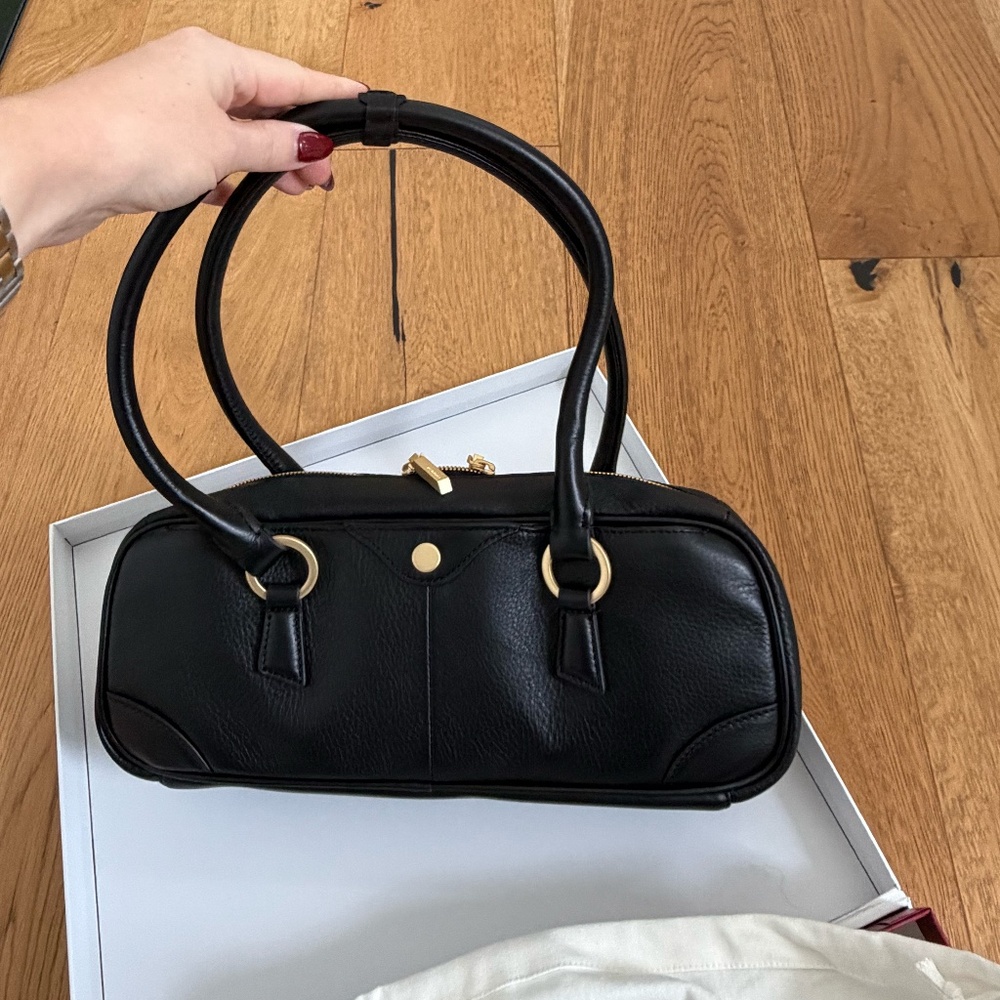 Hammitt Meredith Small Soft Leather baguette Bag - NIB, never used